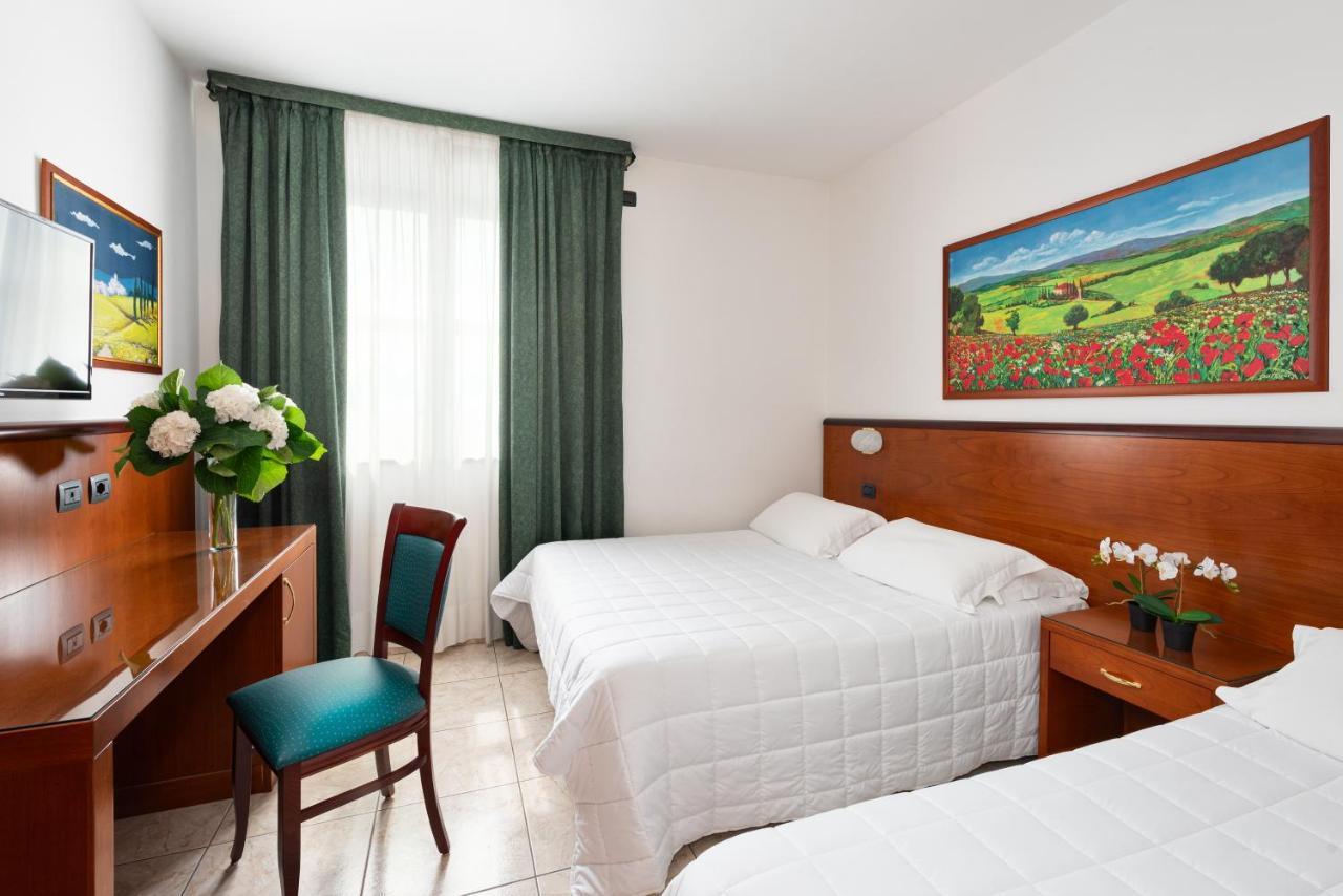 Rivoli Hotel Esterno foto