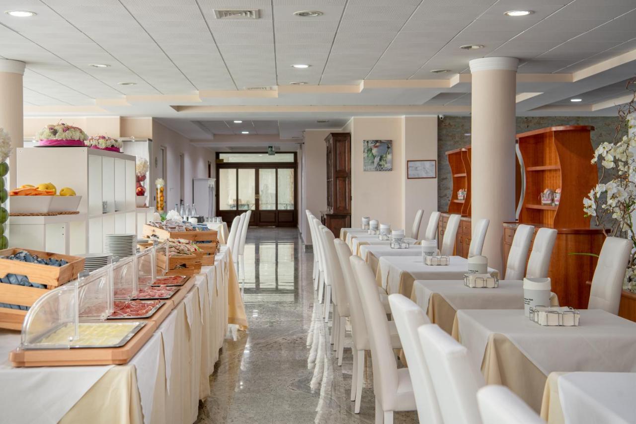 Rivoli Hotel Esterno foto