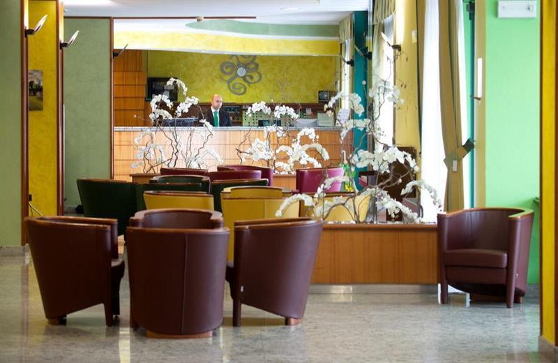 Rivoli Hotel Esterno foto